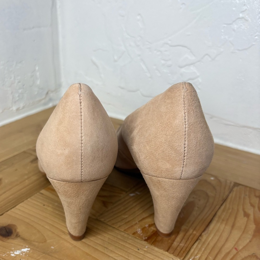 Everlane Beige Suede Heels The banana 3” heel leather NWOB size 7.5 - Picture 5 of 13